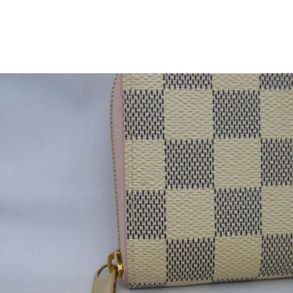 Louis Vuitton Beige and Dark Gray Checkered Wallet - Picture 5 of 7